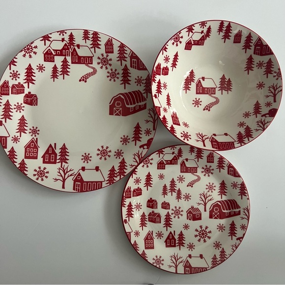 COPY - Set of 2 Dinner Plates 9.5” Red and White Winter Village - Picture 9 of 9